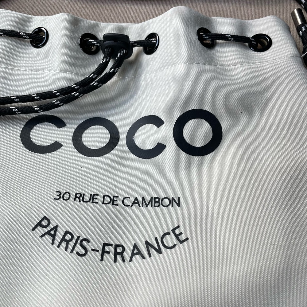 The Mini Bucket Bag - Picture 4 of 9